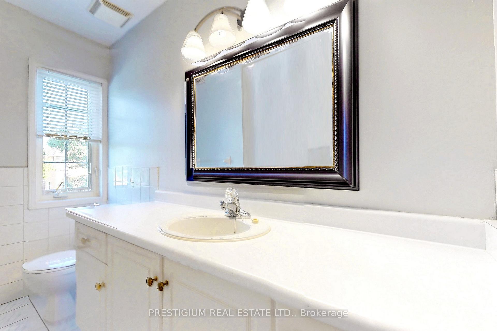 Photo 26 of 31 Meadowgrass Crescent, Markham, Legacy — HOMEH