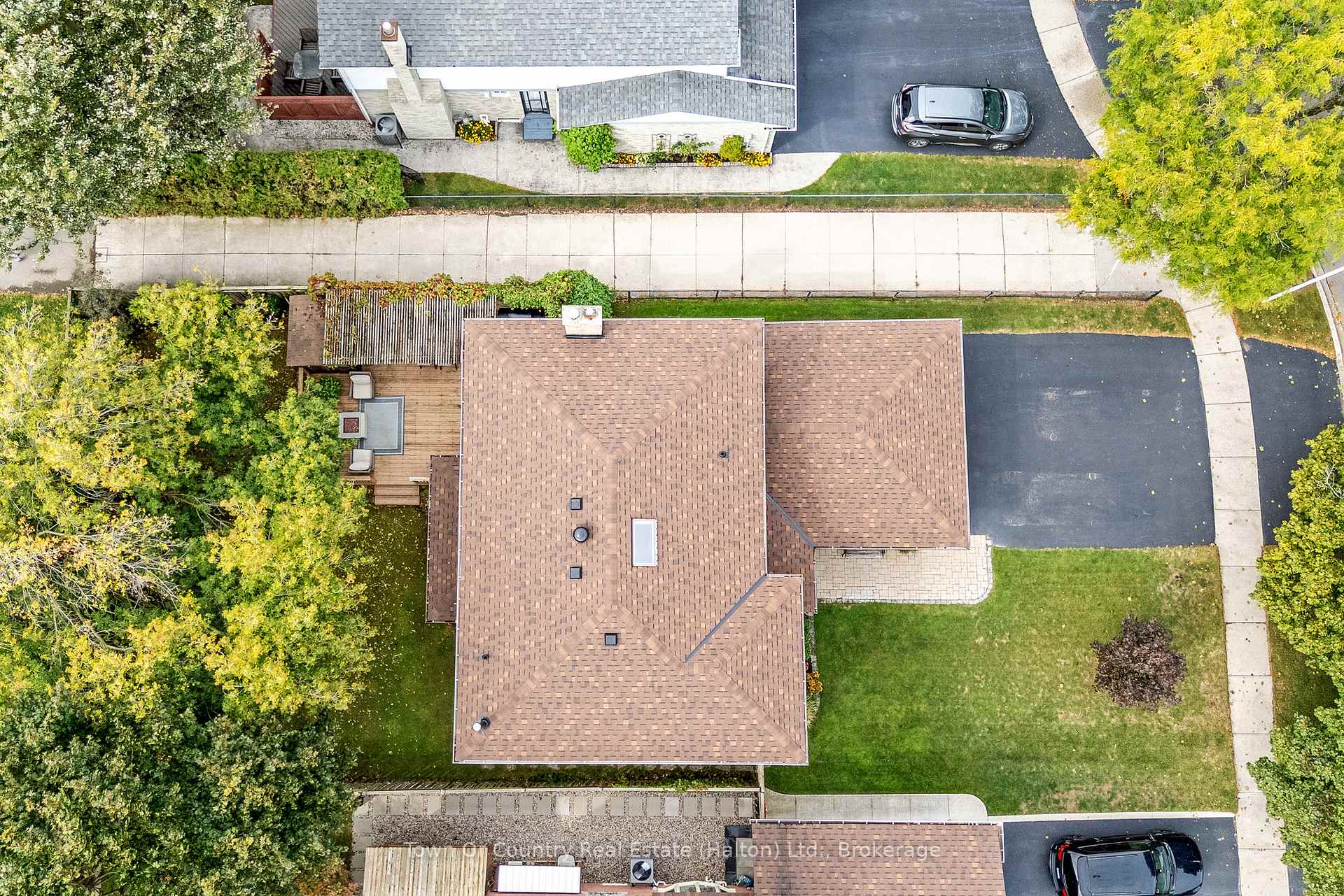 Photo 3 of 472 White Drive, Milton, Timberlea — HOMEH