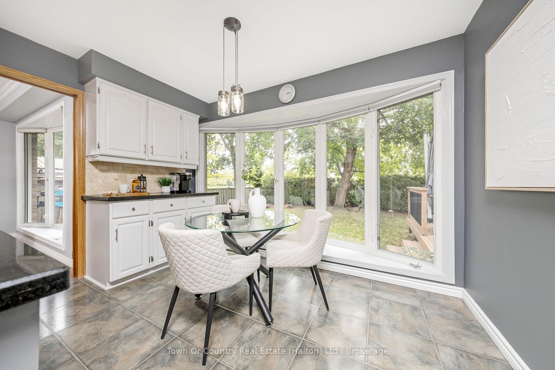 Photo 15 of 472 White Drive, Milton, Timberlea — HOMEH