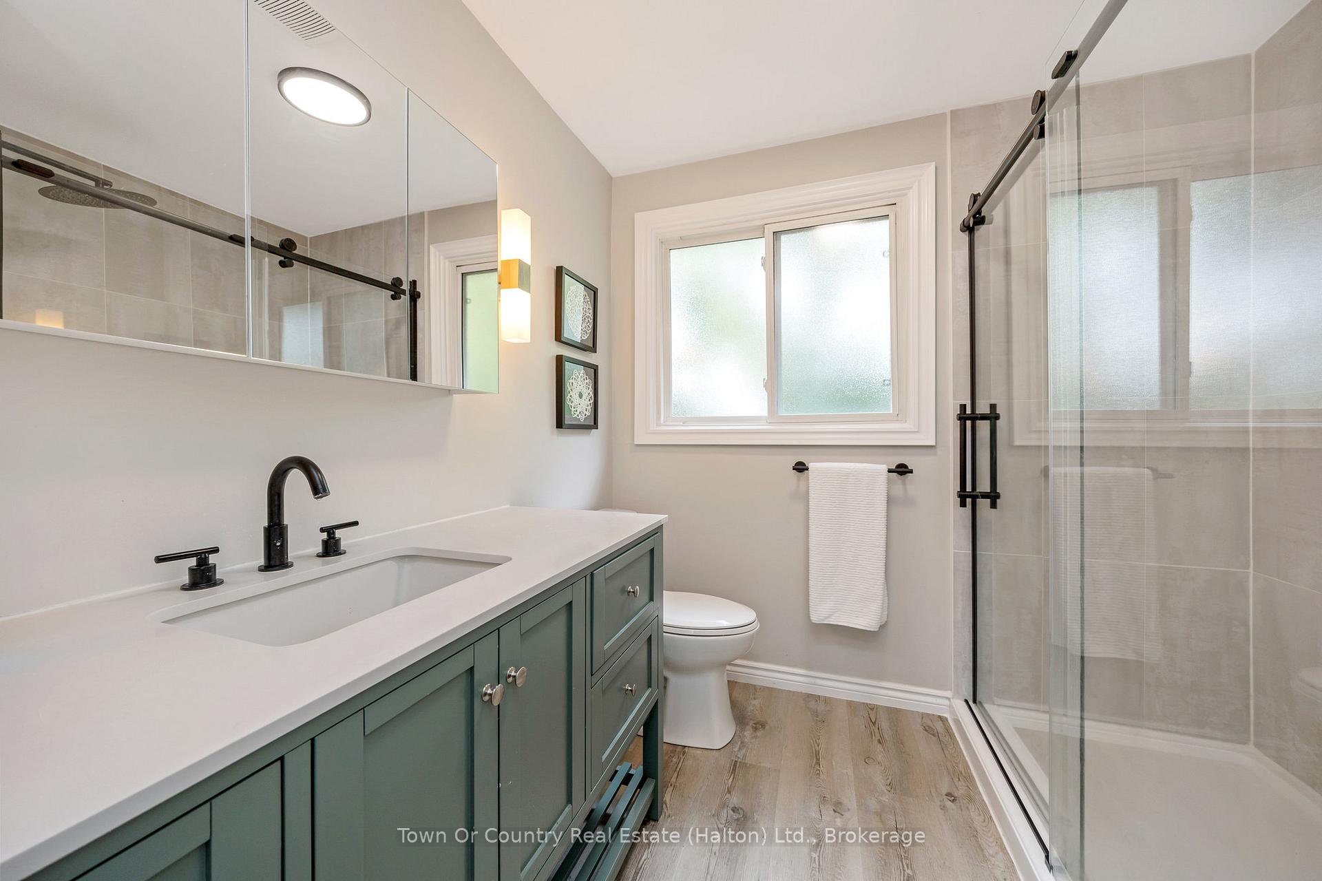 Photo 27 of 472 White Drive, Milton, Timberlea — HOMEH