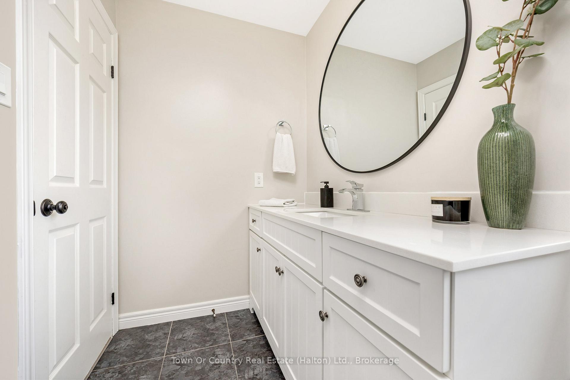 Photo 31 of 472 White Drive, Milton, Timberlea — HOMEH