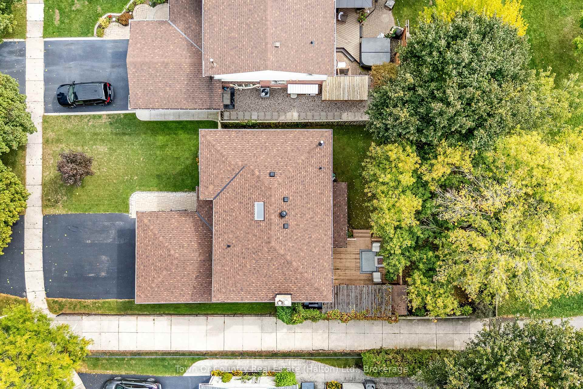 Photo 47 of 472 White Drive, Milton, Timberlea — HOMEH