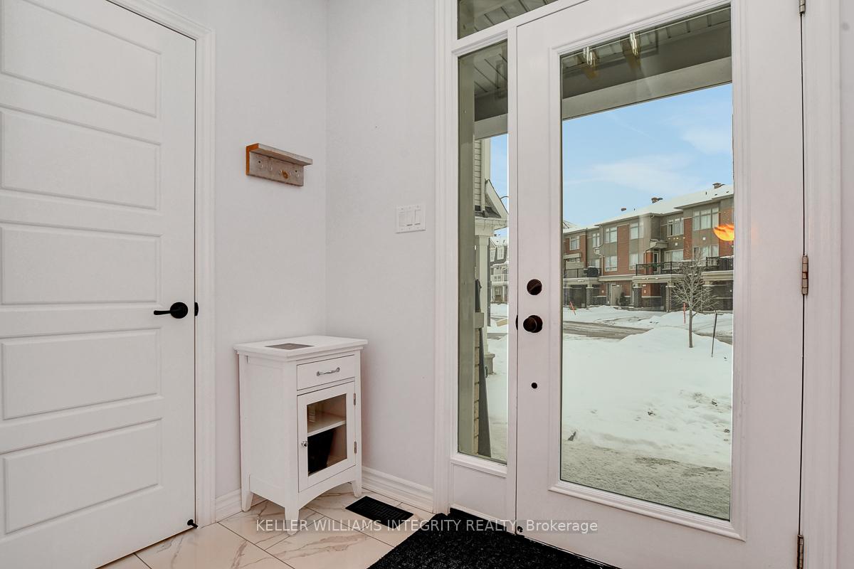 Photo 2 of 546 Roundleaf Way, Ottawa, Kanata - Emerald Meadows/Trailwest — HOMEH