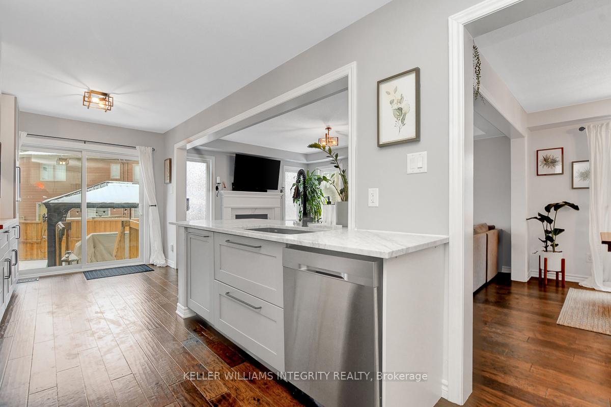 Photo 11 of 546 Roundleaf Way, Ottawa, Kanata - Emerald Meadows/Trailwest — HOMEH