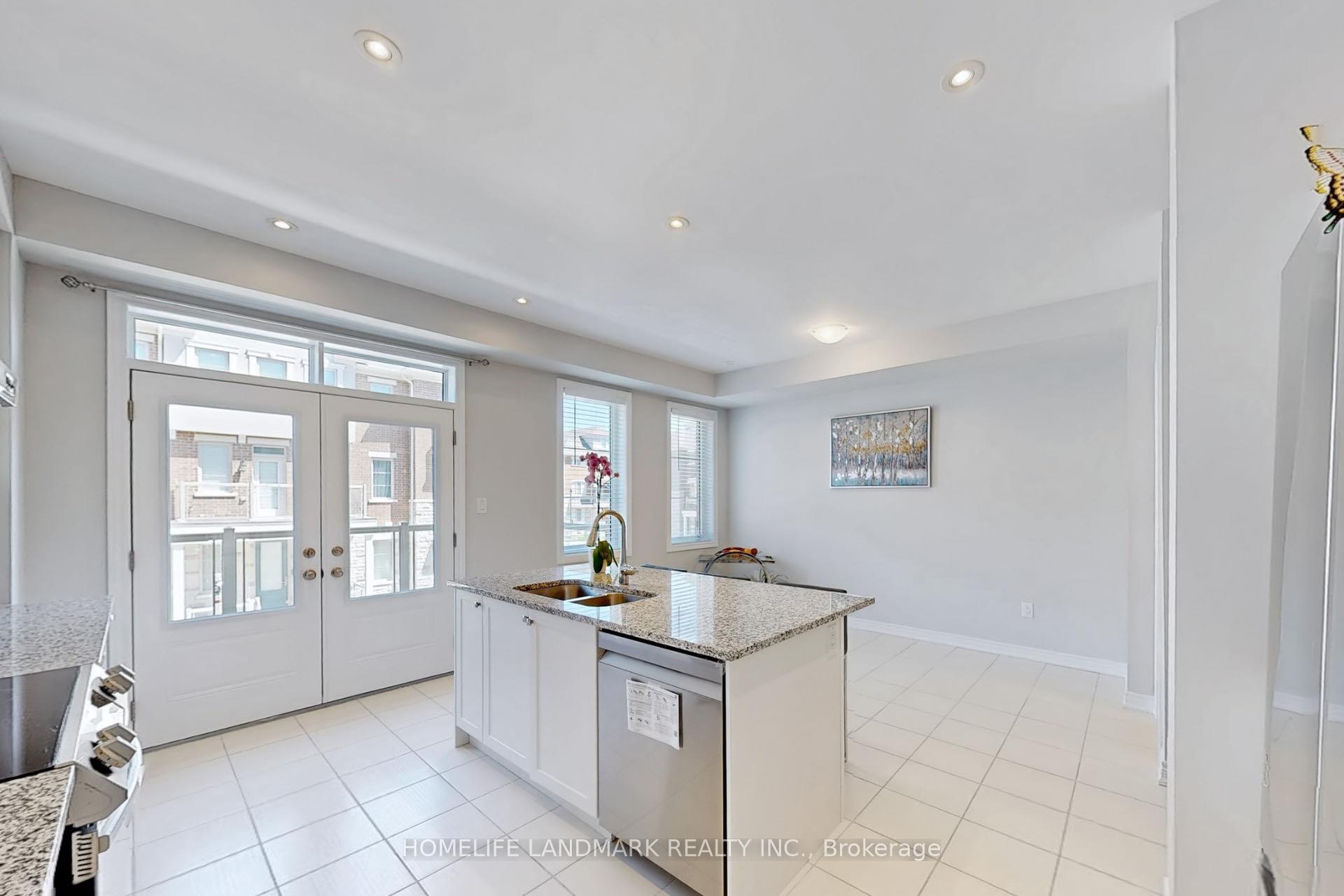 Photo 20 of 3 Betty Ellen Lane, Markham, Cornell — HOMEH