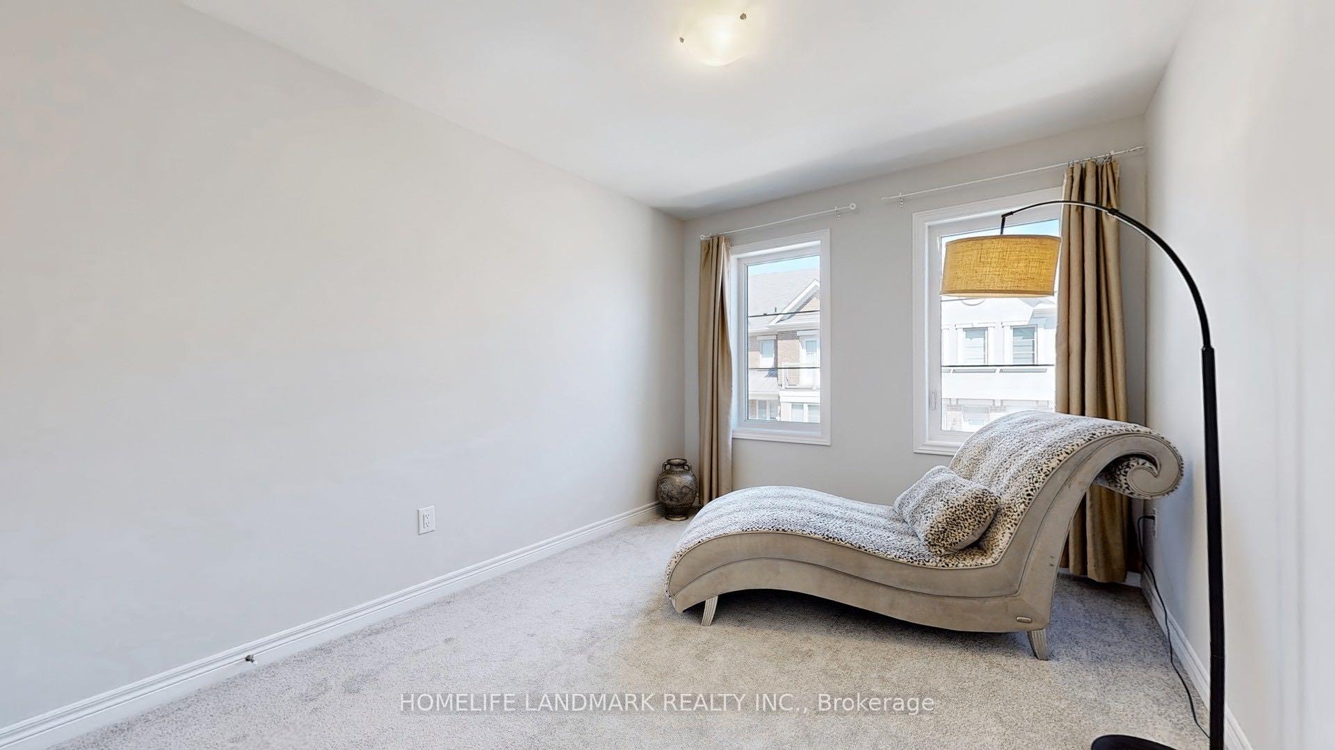 Photo 35 of 3 Betty Ellen Lane, Markham, Cornell — HOMEH