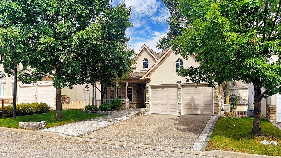 Photo 3 of 19 Warden Woods Court, Markham, Unionville — HOMEH