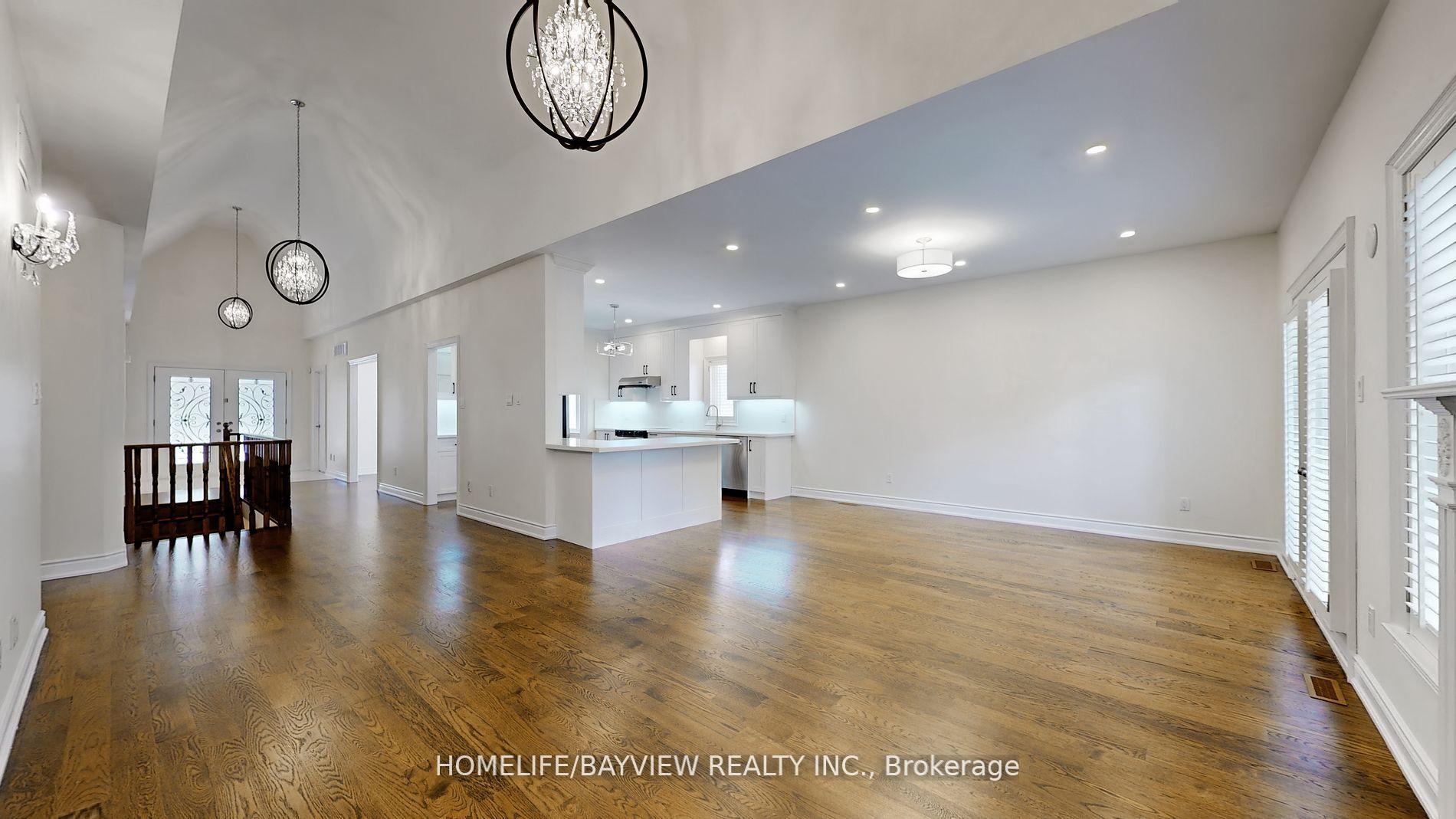 Photo 8 of 19 Warden Woods Court, Markham, Unionville — HOMEH
