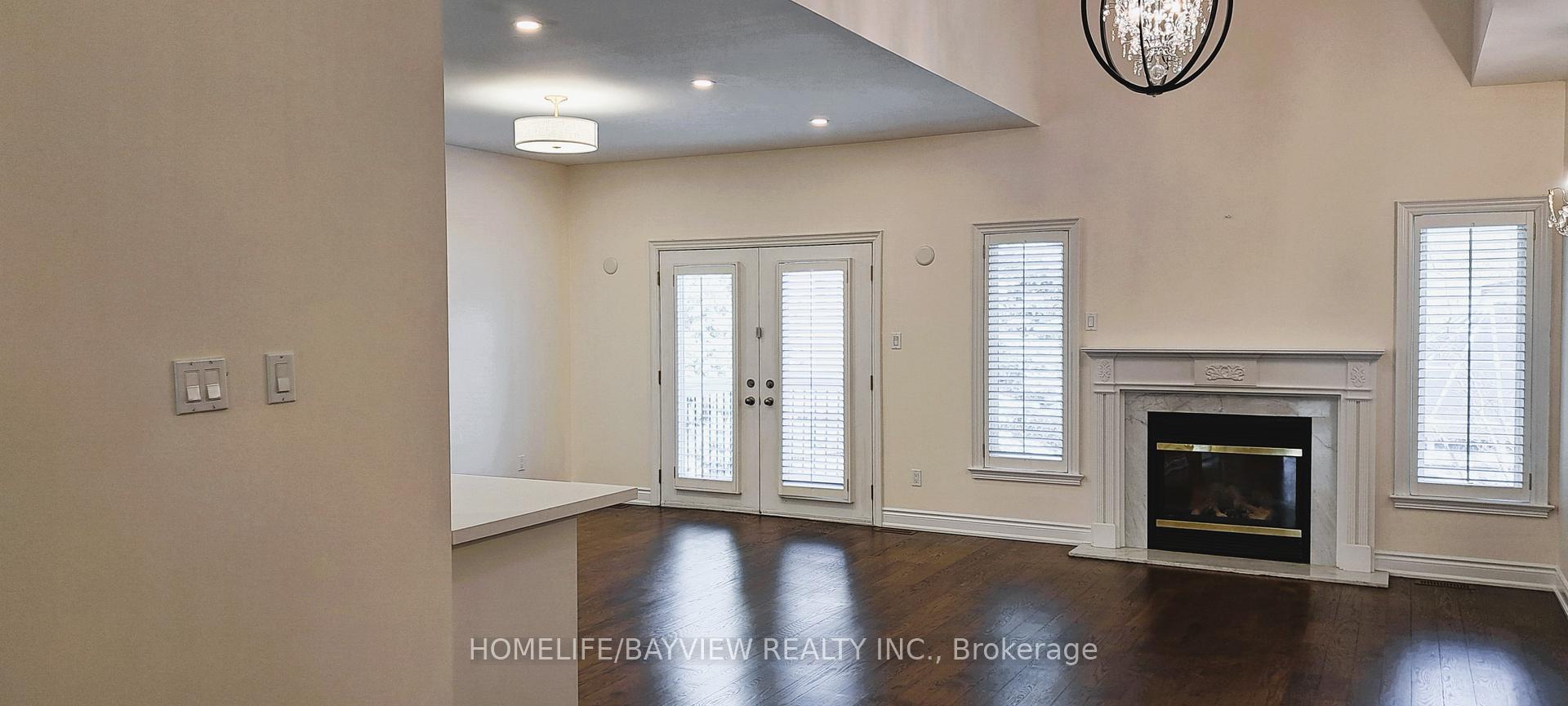 Photo 9 of 19 Warden Woods Court, Markham, Unionville — HOMEH