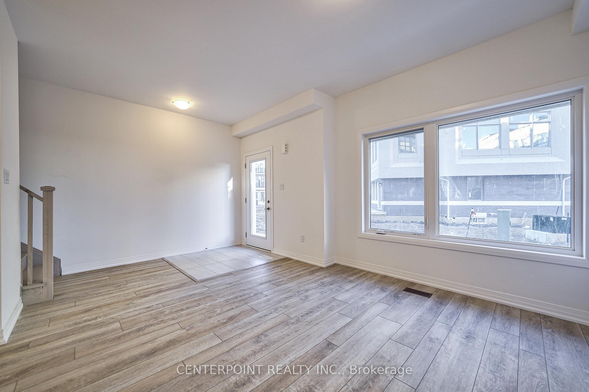 Photo 7 of 13 Albert Firman Lane, Markham, Cachet — HOMEH