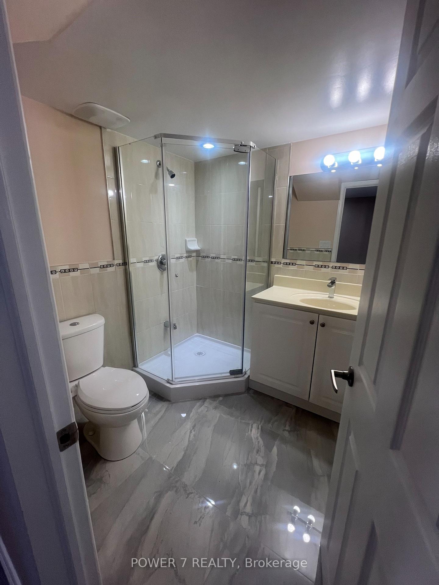 Photo 5 of Unit Bsmt, 287 Castlemore Avenue, Markham, Berczy — HOMEH
