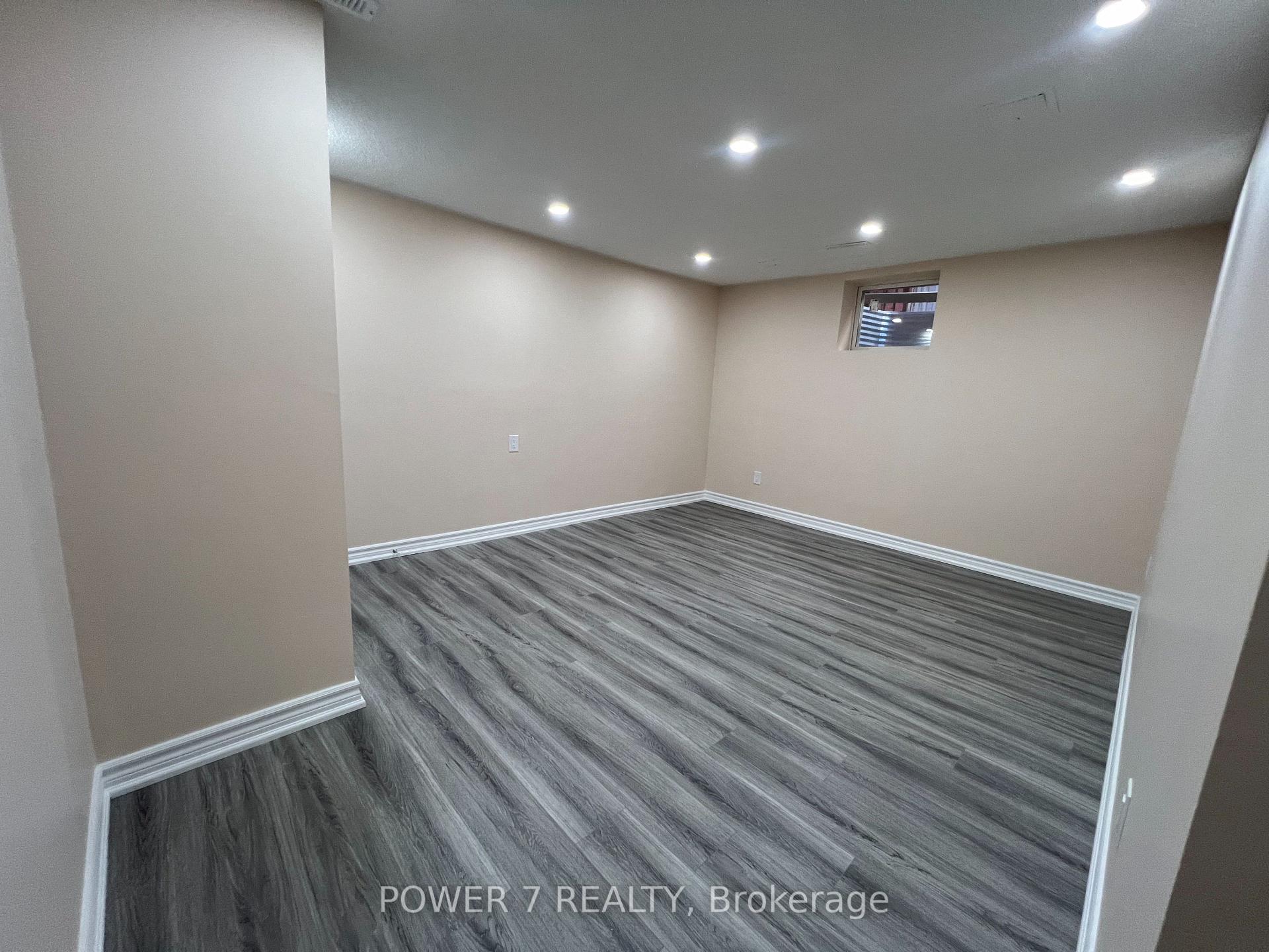 Photo 7 of Unit Bsmt, 287 Castlemore Avenue, Markham, Berczy — HOMEH