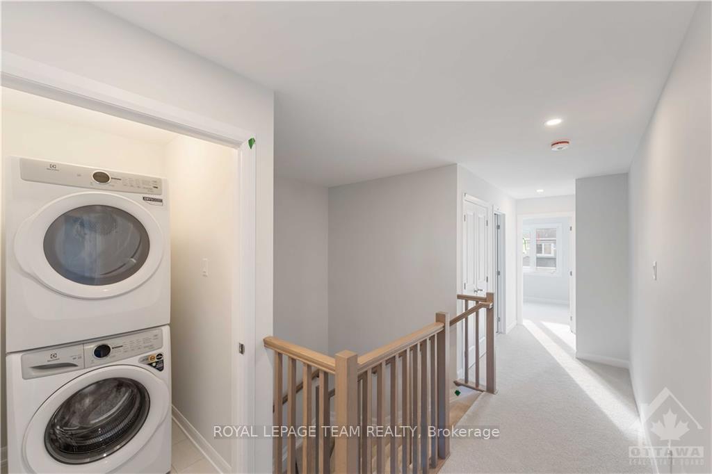 Photo 11 of 702 Fairline Row, Ottawa, Kanata - Emerald Meadows/Trailwest — HOMEH