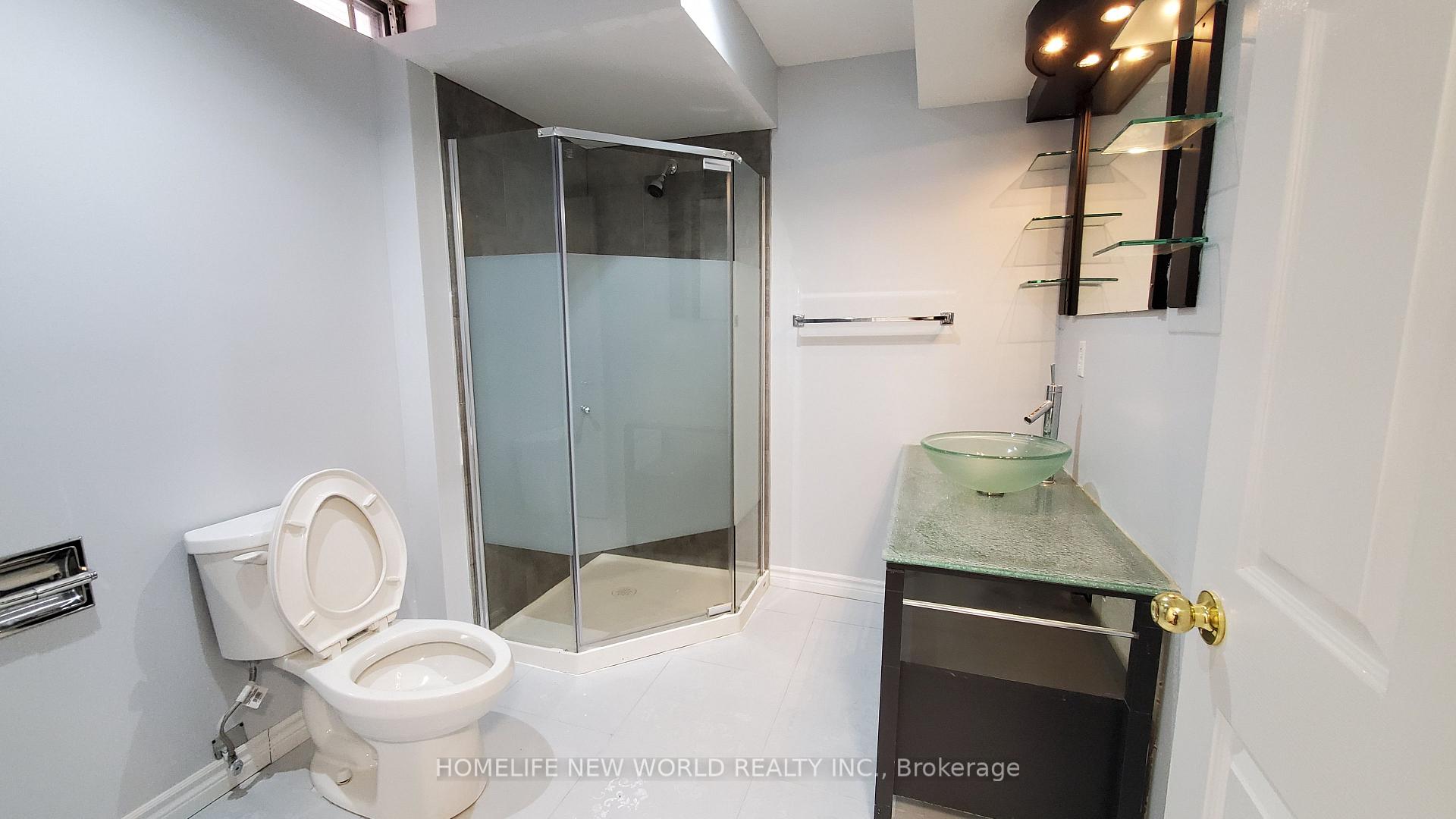 Photo 10 of 44 Storey Place, Markham, Middlefield — HOMEH