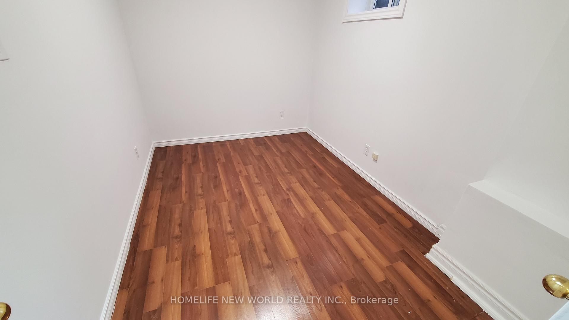 Photo 11 of 44 Storey Place, Markham, Middlefield — HOMEH