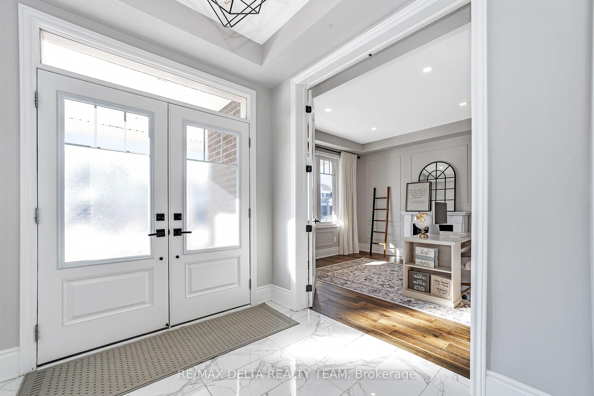 Photo 3 of 742 Brittanic Road, Ottawa, Kanata - Emerald Meadows/Trailwest — HOMEH