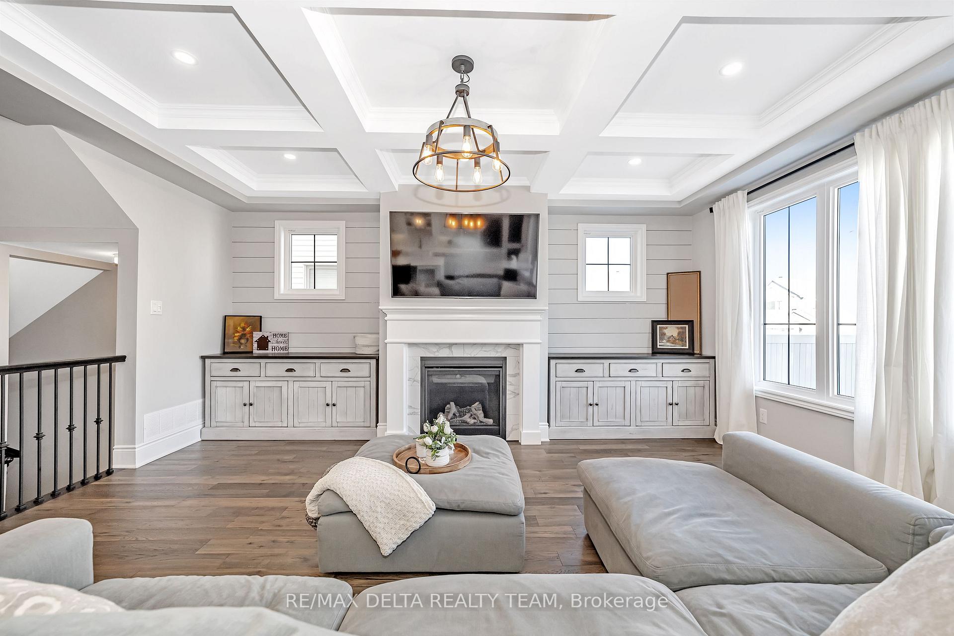 Photo 15 of 742 Brittanic Road, Ottawa, Kanata - Emerald Meadows/Trailwest — HOMEH