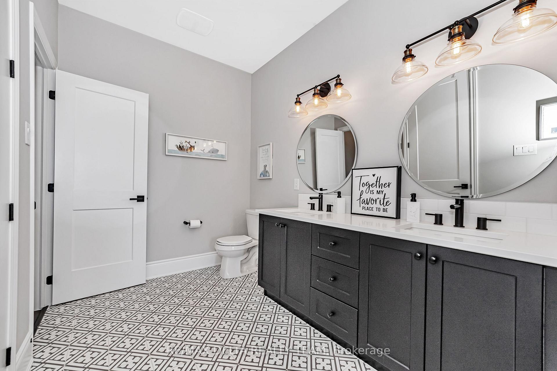 Photo 27 of 742 Brittanic Road, Ottawa, Kanata - Emerald Meadows/Trailwest — HOMEH
