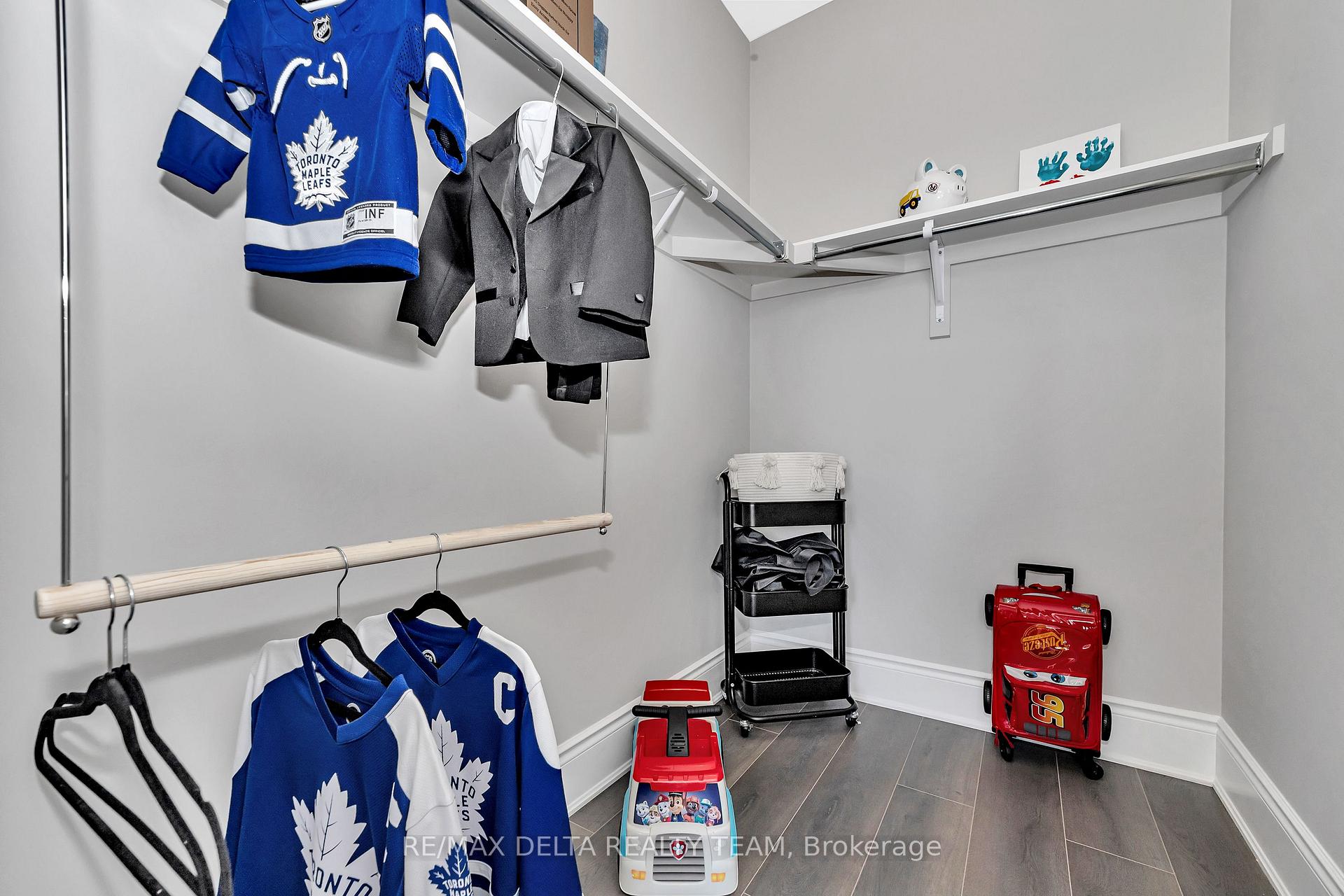 Photo 30 of 742 Brittanic Road, Ottawa, Kanata - Emerald Meadows/Trailwest — HOMEH
