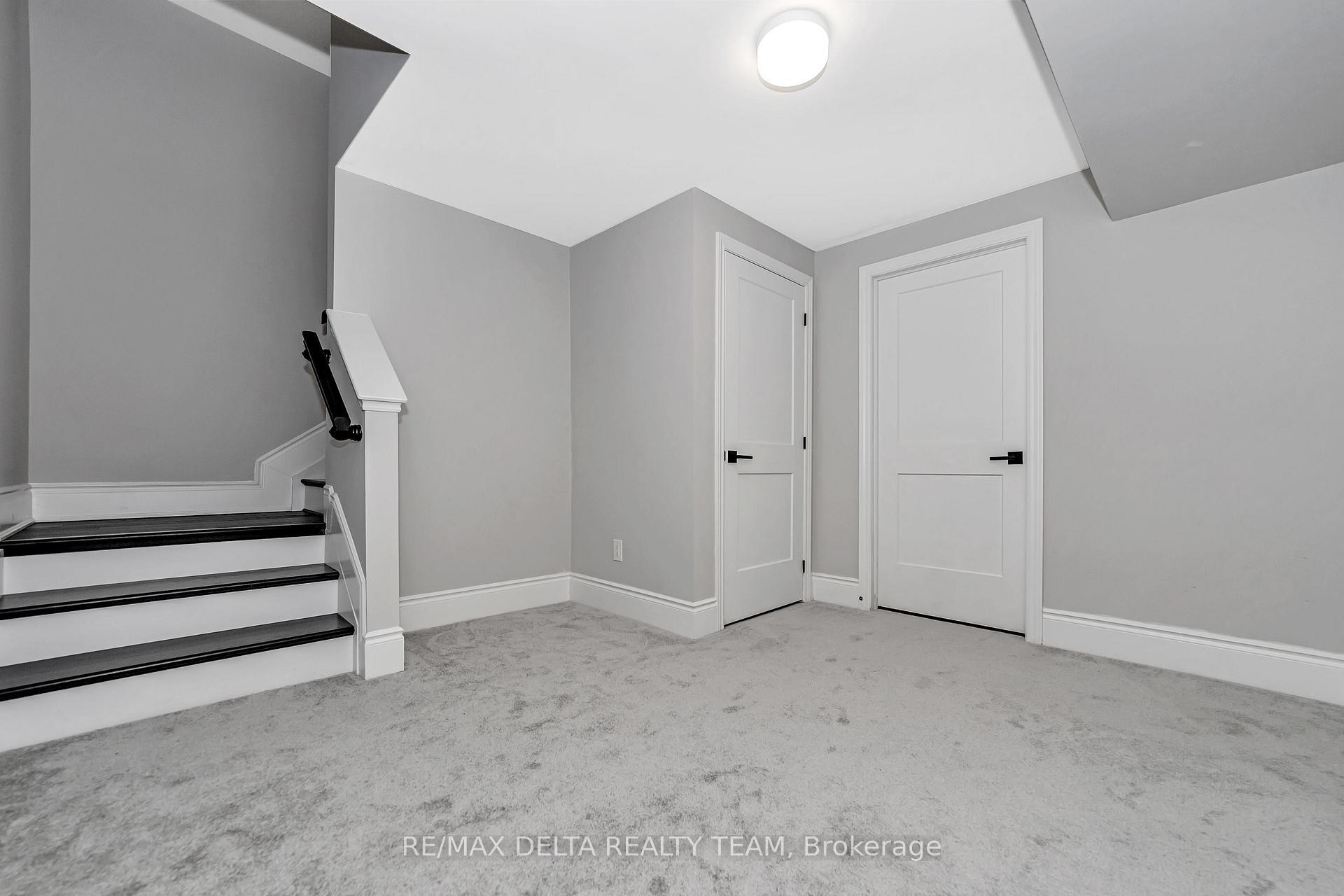 Photo 34 of 742 Brittanic Road, Ottawa, Kanata - Emerald Meadows/Trailwest — HOMEH