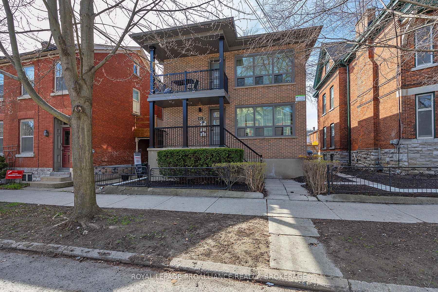 Photo 3 of 174 King Street E, Kingston, Central City East — HOMEH