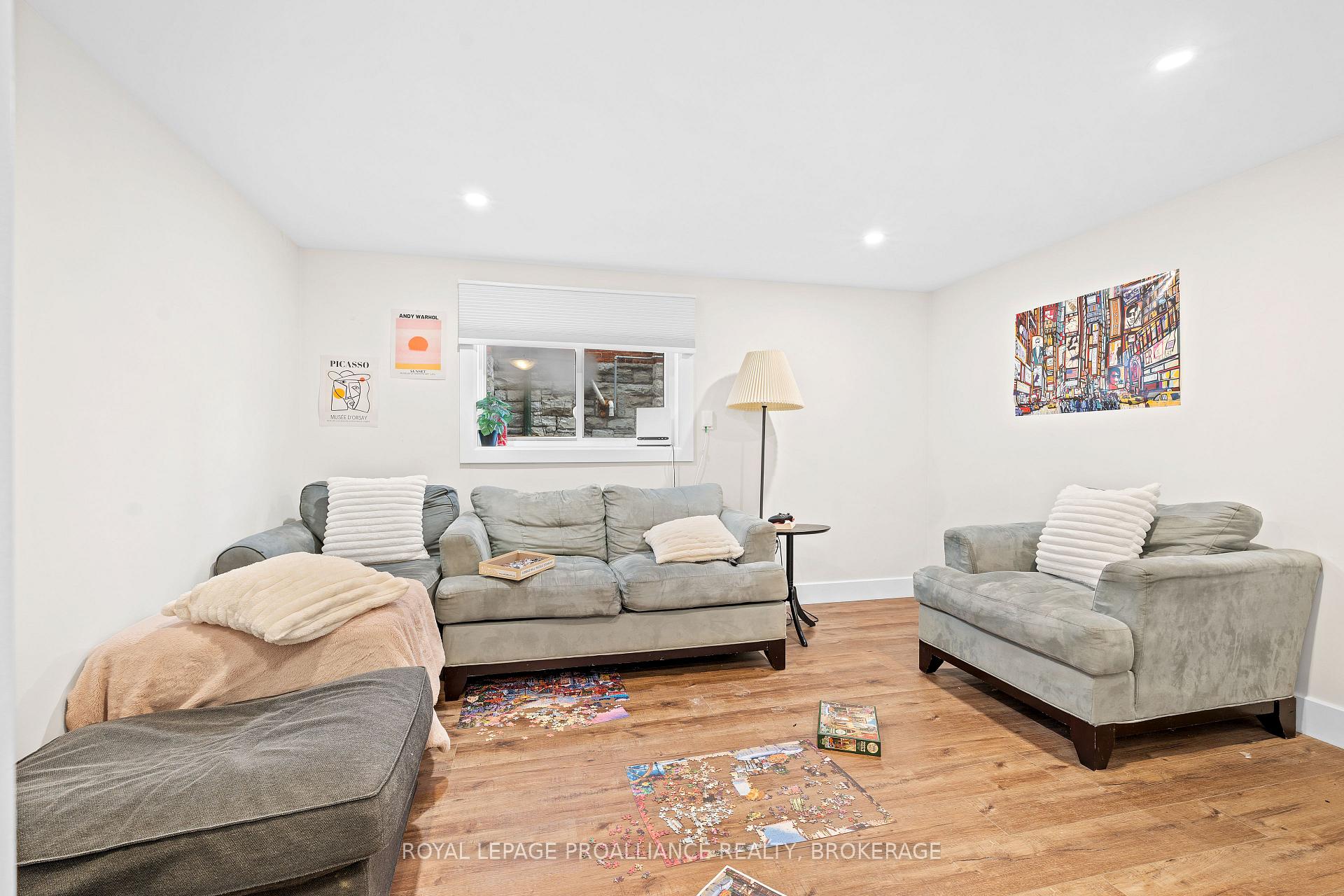 Photo 36 of 174 King Street E, Kingston, Central City East — HOMEH