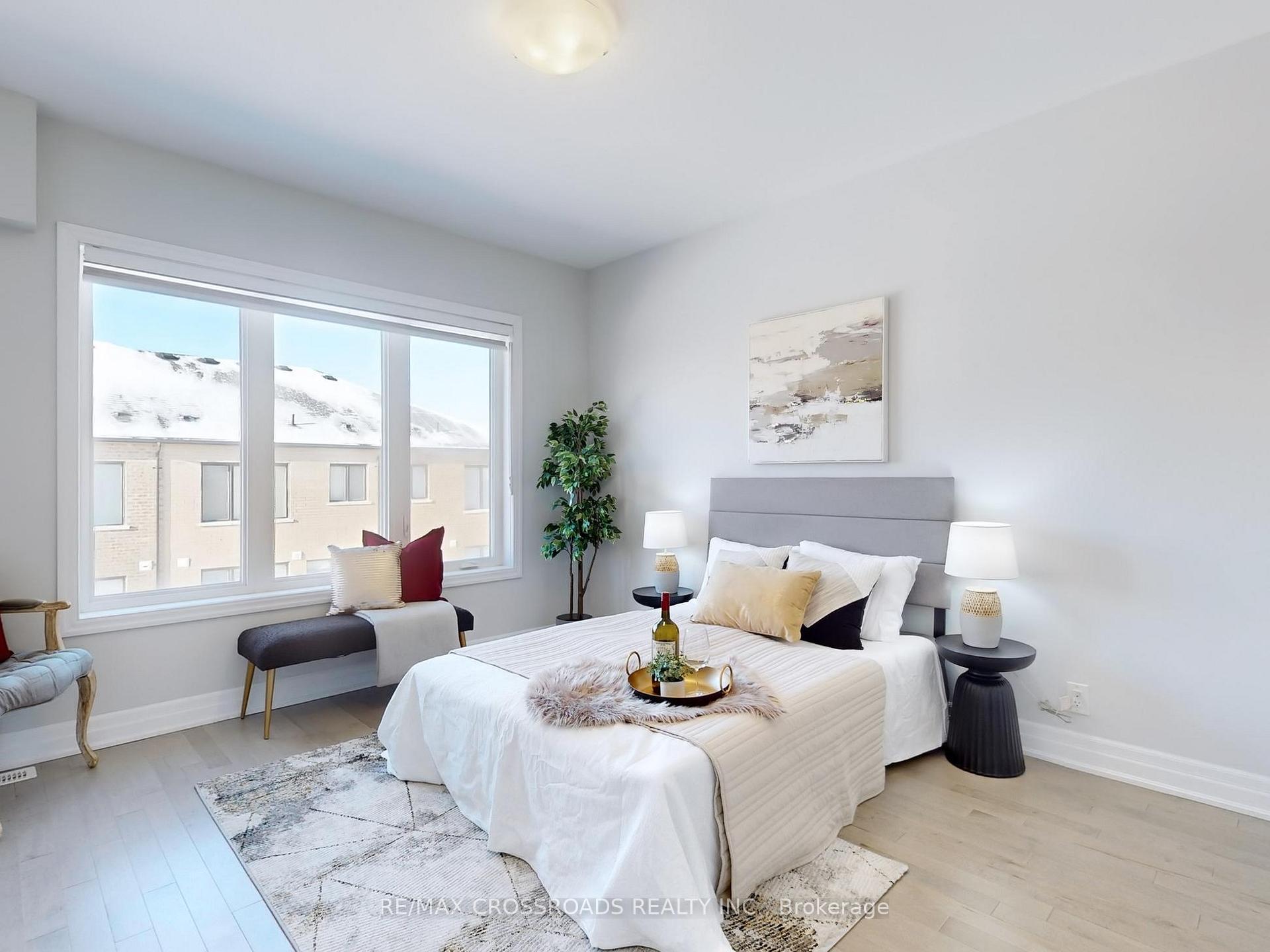 Photo 15 of 60 Harvey Bunker Crescent, Markham, Angus Glen — HOMEH