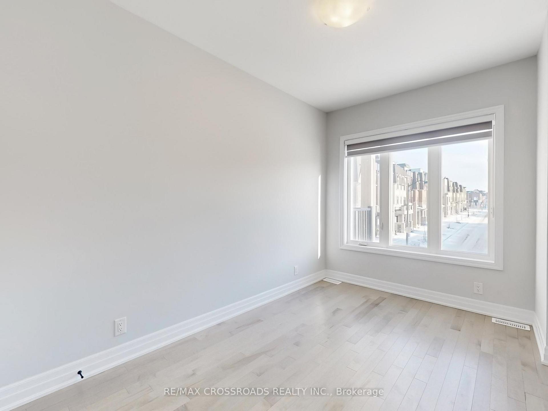 Photo 22 of 60 Harvey Bunker Crescent, Markham, Angus Glen — HOMEH