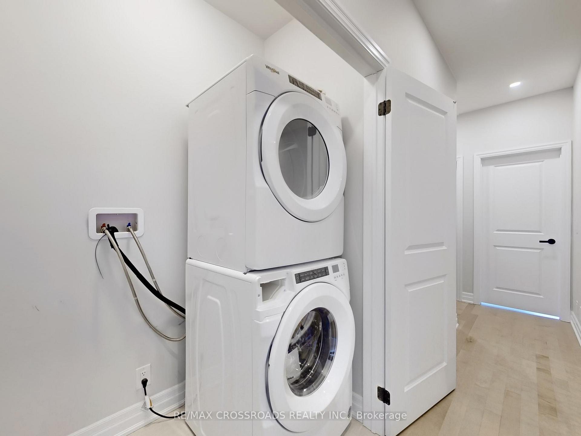 Photo 25 of 60 Harvey Bunker Crescent, Markham, Angus Glen — HOMEH