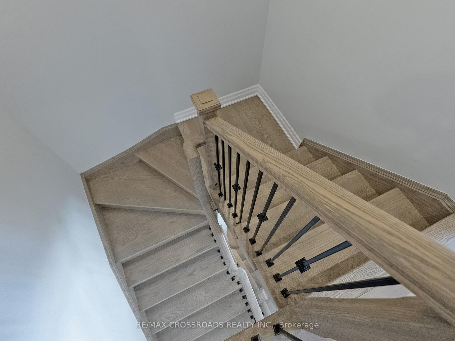 Photo 26 of 60 Harvey Bunker Crescent, Markham, Angus Glen — HOMEH