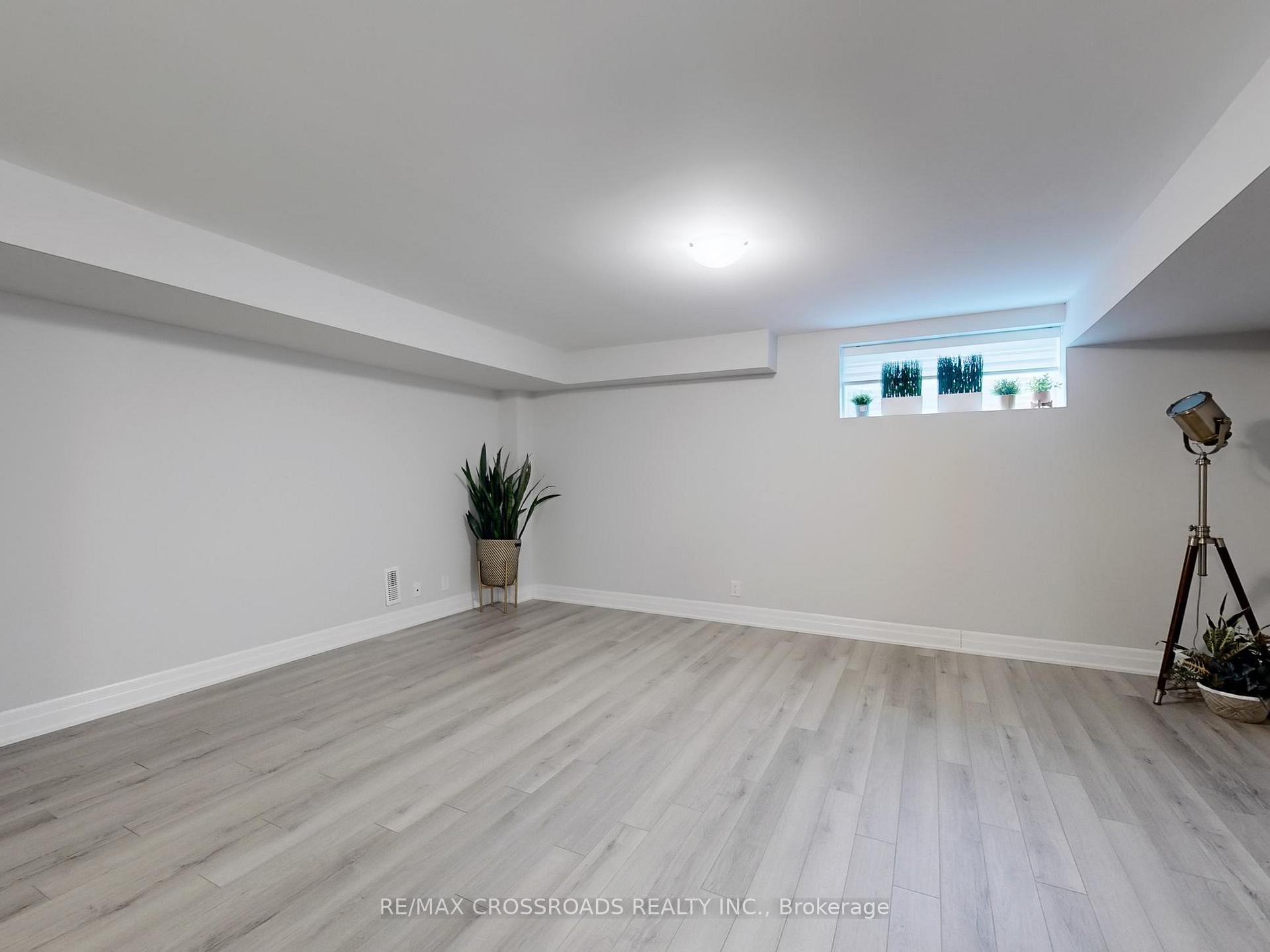 Photo 28 of 60 Harvey Bunker Crescent, Markham, Angus Glen — HOMEH
