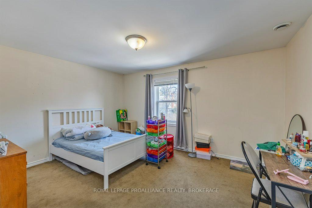Photo 33 of 28 Pembroke Street, Kingston, Central City East — HOMEH