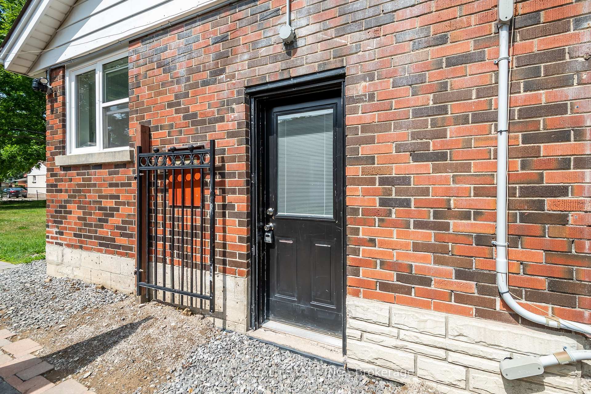Photo 20 of 200 West 18th Street, Hamilton, Buchanan — HOMEH