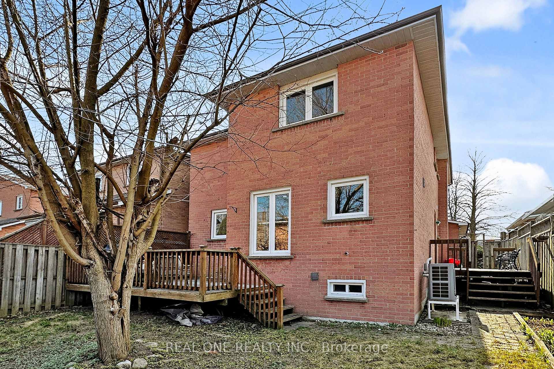 Photo 39 of 32 Adrian Crescent, Markham, Raymerville — HOMEH