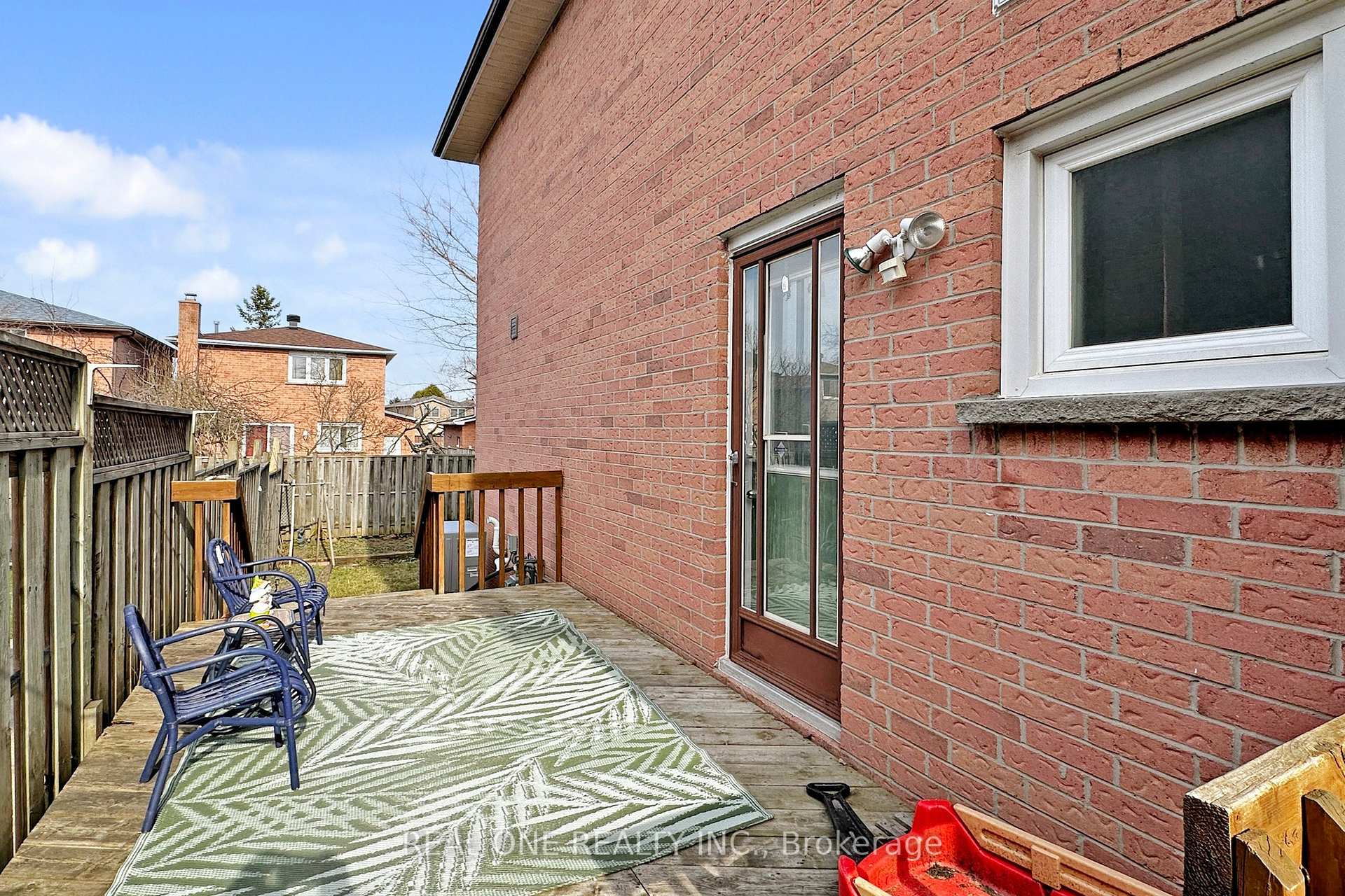 Photo 40 of 32 Adrian Crescent, Markham, Raymerville — HOMEH