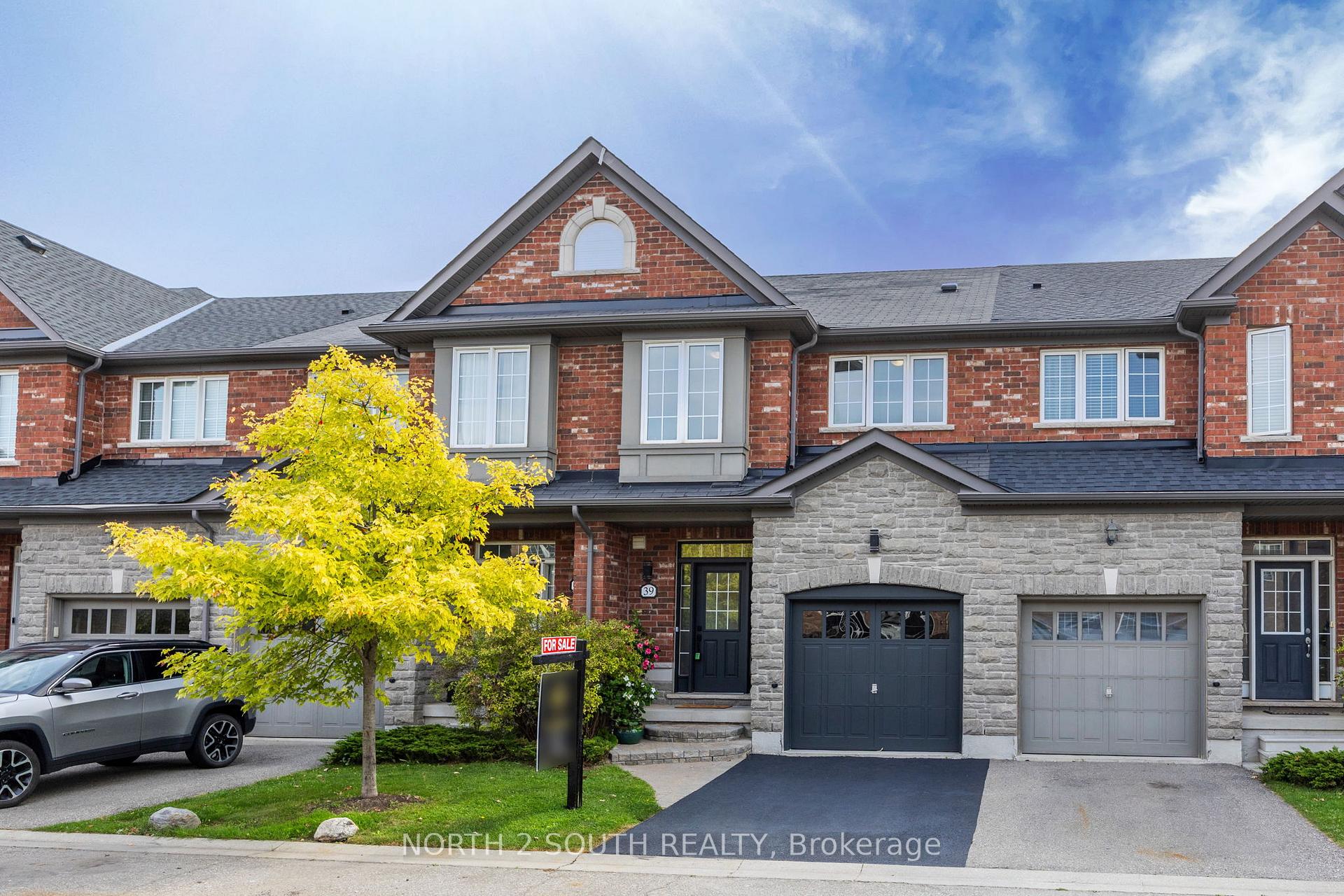 Photo 1 of Unit 39, 745 Farmstead Drive, Milton, Willmott — HOMEH