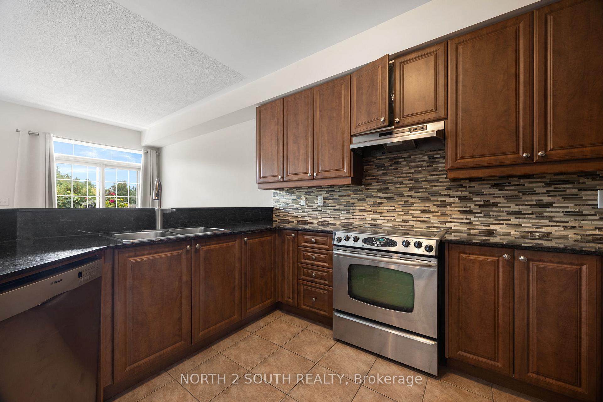 Photo 10 of Unit 39, 745 Farmstead Drive, Milton, Willmott — HOMEH
