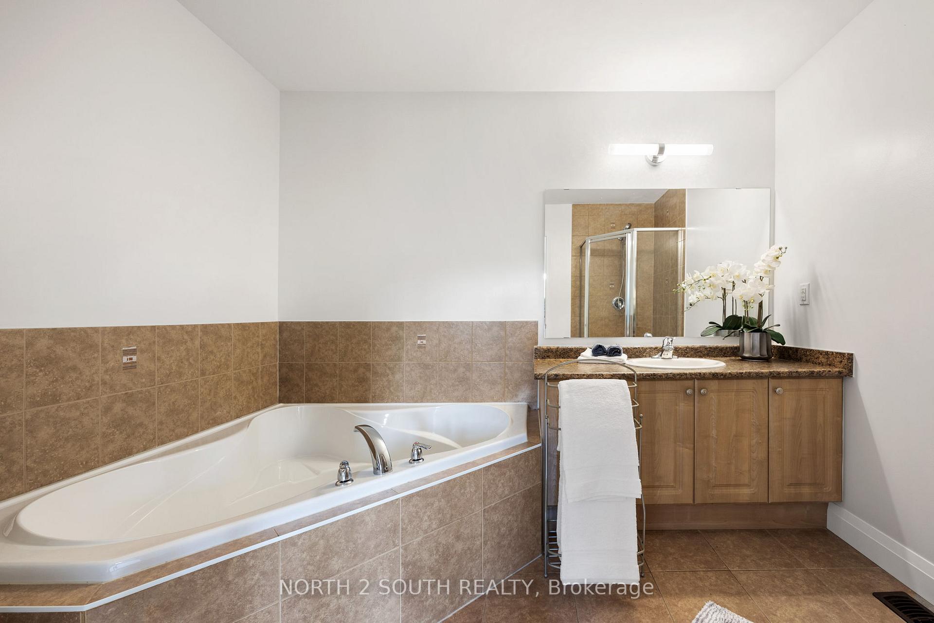 Photo 28 of Unit 39, 745 Farmstead Drive, Milton, Willmott — HOMEH