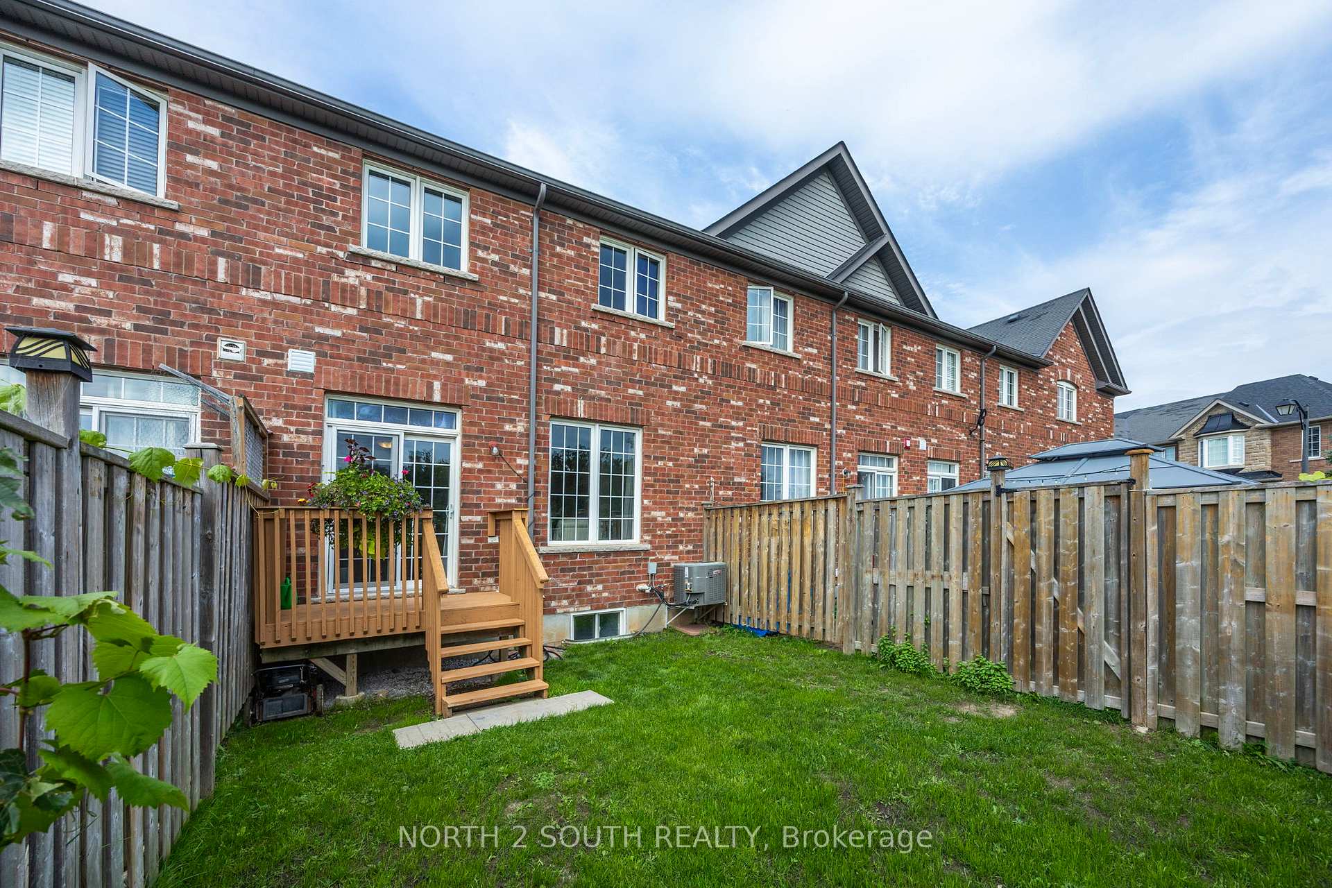 Photo 31 of Unit 39, 745 Farmstead Drive, Milton, Willmott — HOMEH