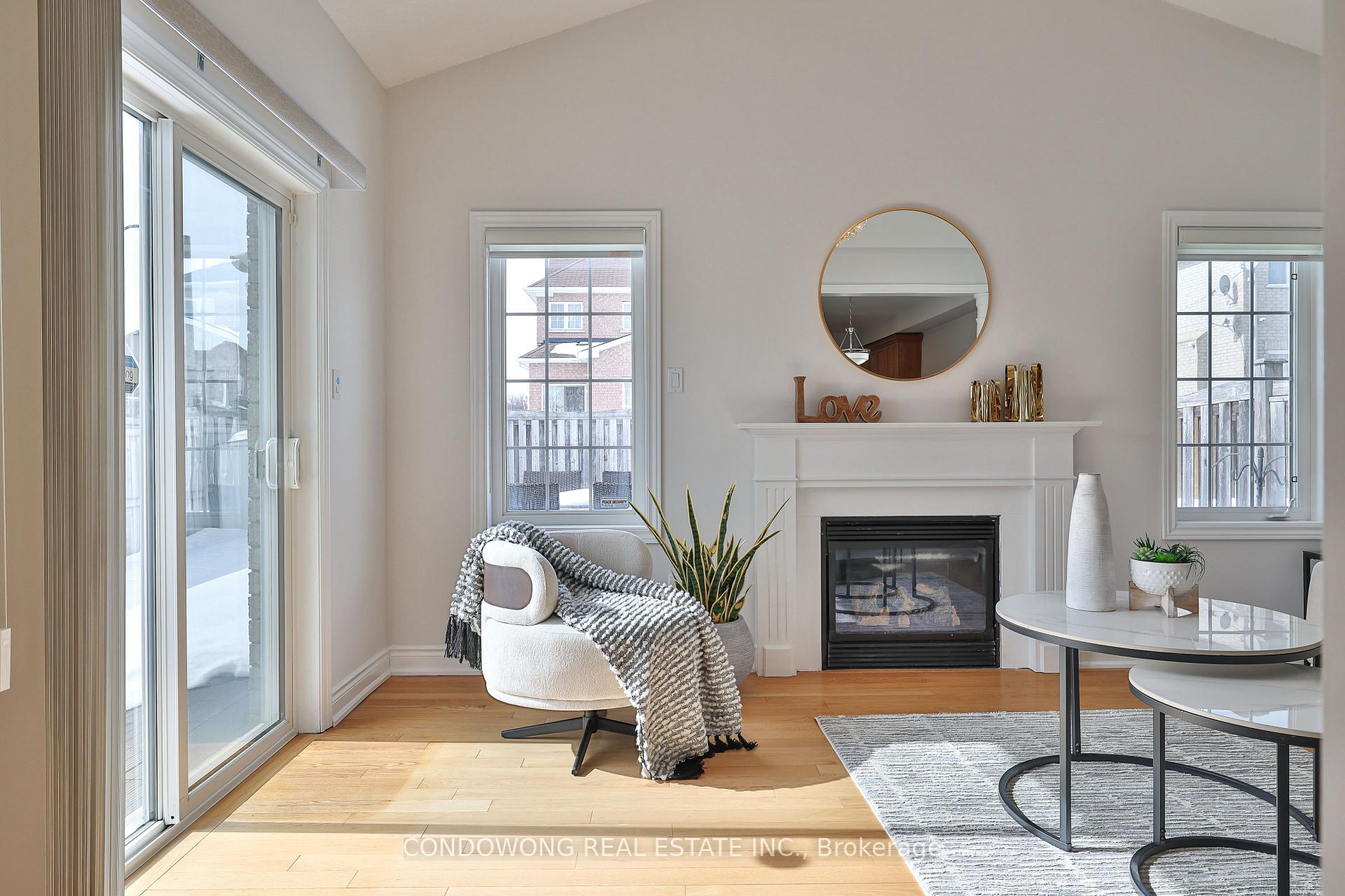 Photo 10 of 87 Avoca Drive, Markham, Village Green-South Unionville — HOMEH