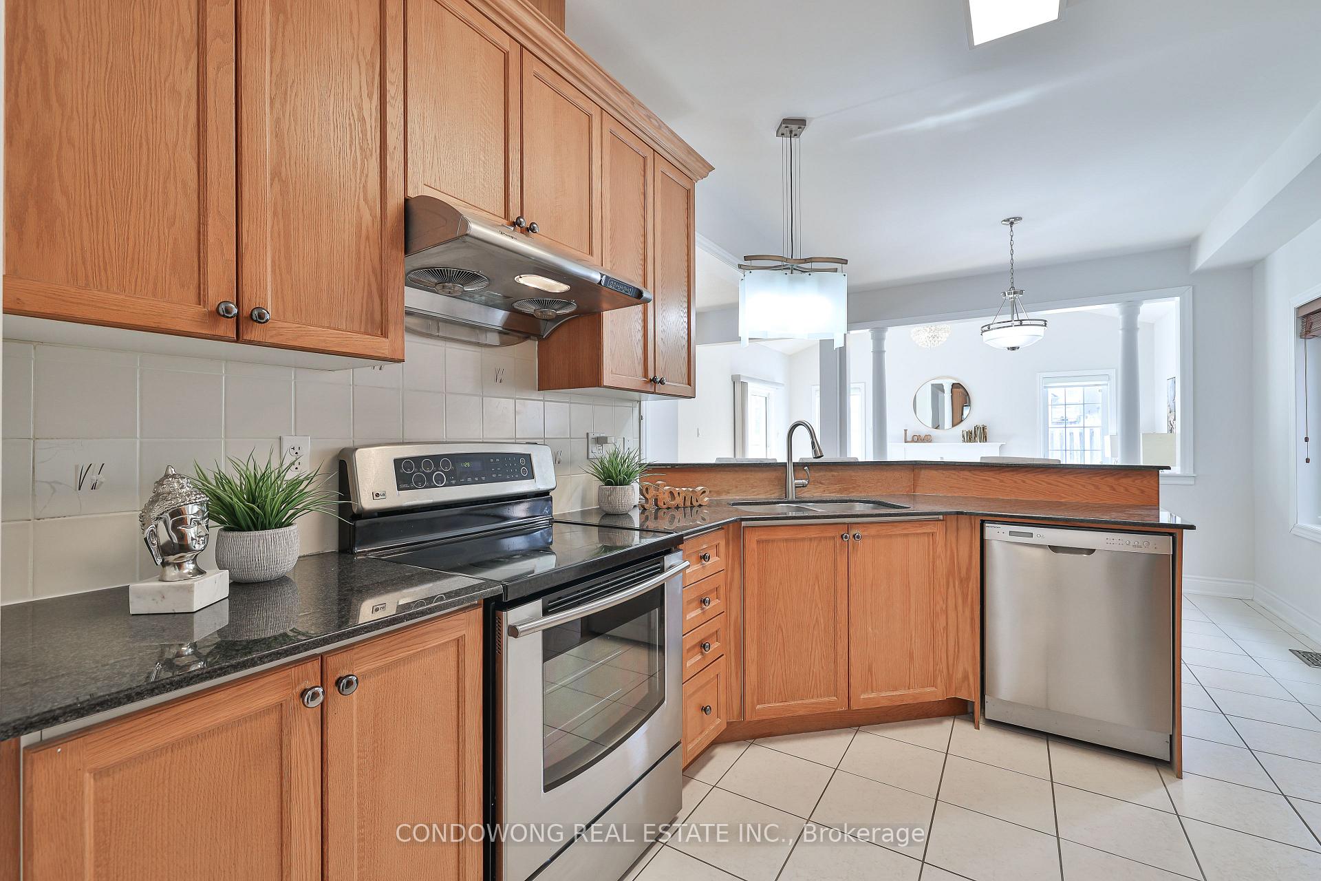 Photo 18 of 87 Avoca Drive, Markham, Village Green-South Unionville — HOMEH