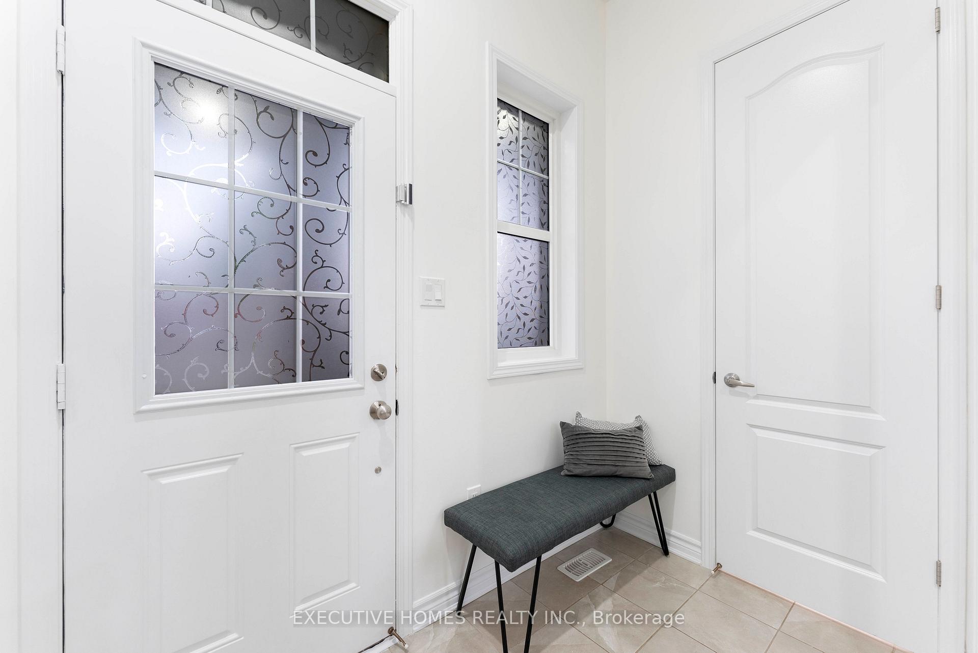 Photo 7 of 1496 Farmstead Drive, Milton, Ford — HOMEH