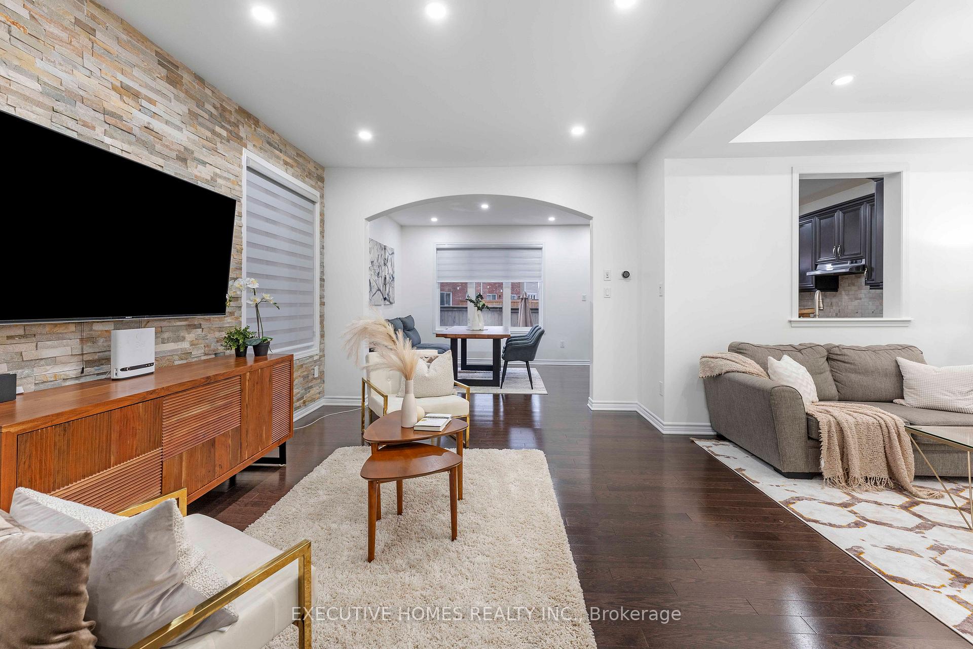 Photo 9 of 1496 Farmstead Drive, Milton, Ford — HOMEH