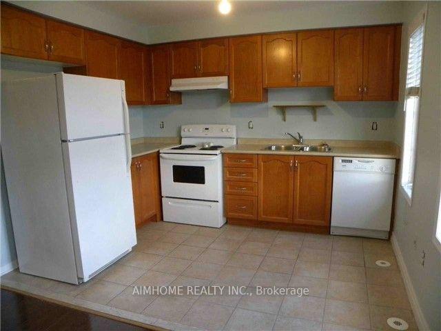 Photo 3 of Unit , Coach House, 57 Kenilworth Gate, Markham, Cornell — HOMEH