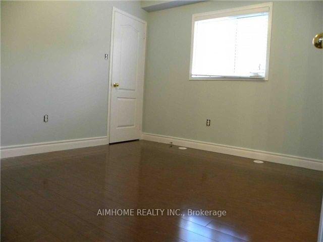 Photo 5 of Unit , Coach House, 57 Kenilworth Gate, Markham, Cornell — HOMEH