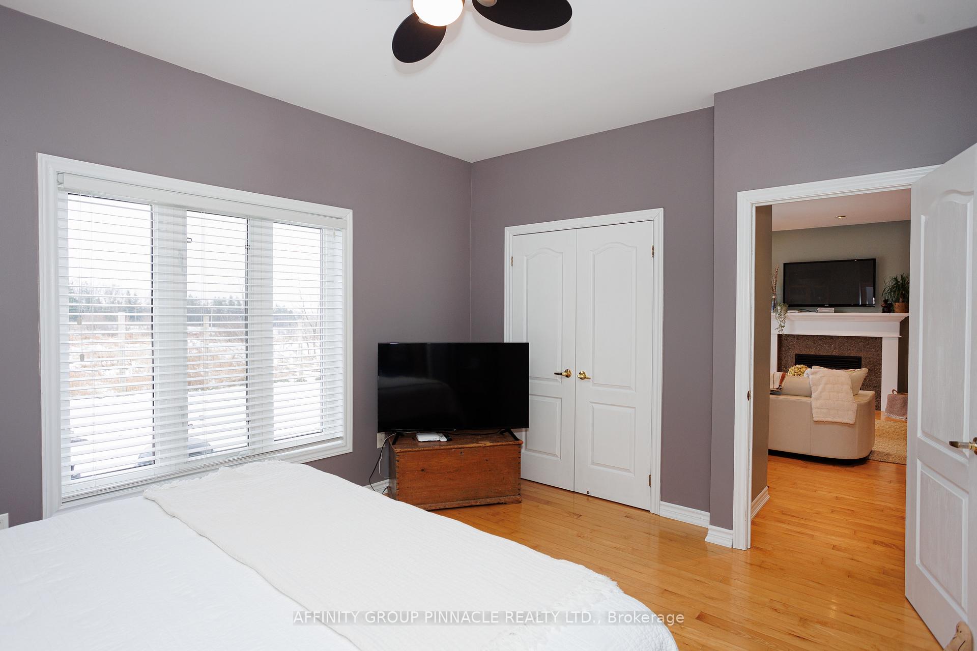 Photo 31 of 54 Ellis Crescent, Kawartha Lakes, Lindsay — HOMEH