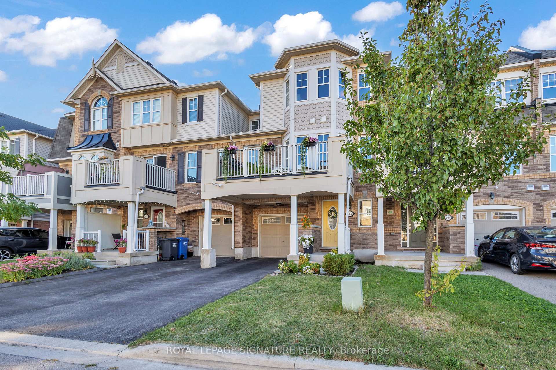 Photo 2 of 966 Nadalin Heights, Milton, Willmott — HOMEH