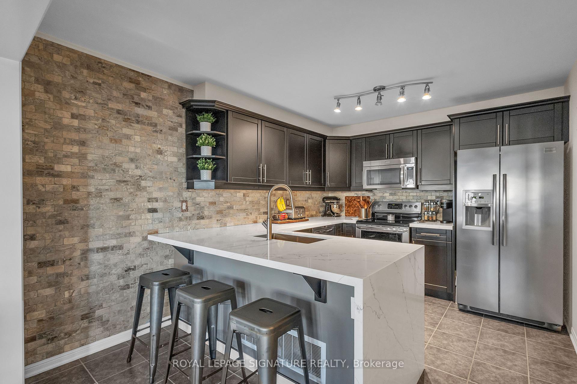 Photo 8 of 966 Nadalin Heights, Milton, Willmott — HOMEH