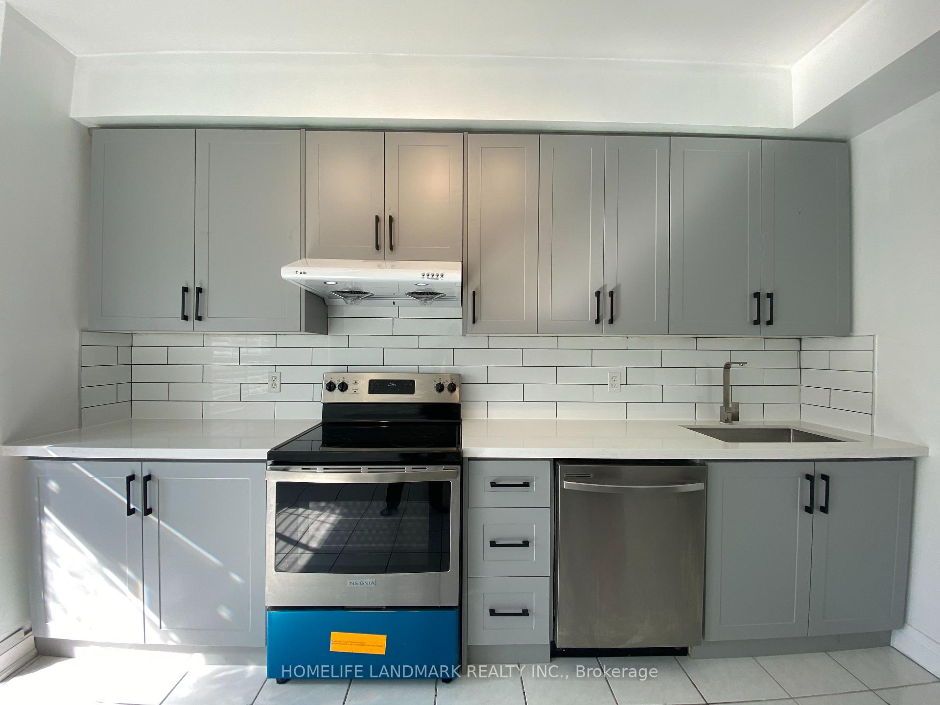 Photo 7 of 45 Bur Oak Avenue, Markham, Berczy — HOMEH