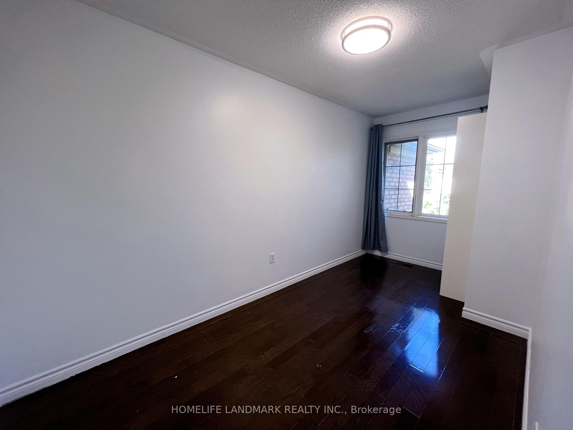 Photo 13 of 45 Bur Oak Avenue, Markham, Berczy — HOMEH